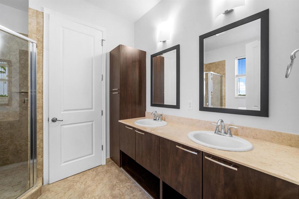 Image 25 of property listing at 1430 NW 48th Lane, Boca Raton, FL 33431