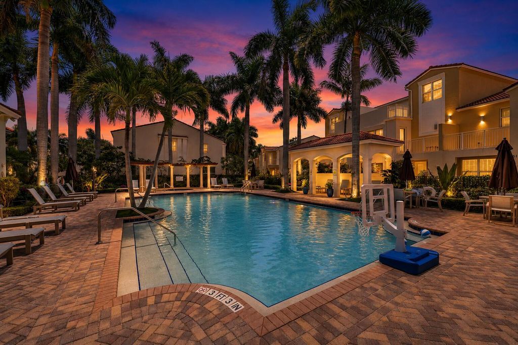 Image 43 of property listing at 1430 NW 48th Lane, Boca Raton, FL 33431