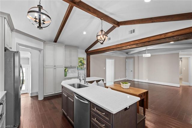 1815 Guilford College Road, Jamestown, NC 27282