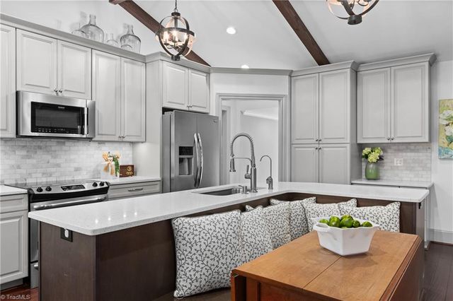 1815 Guilford College Road, Jamestown, NC 27282