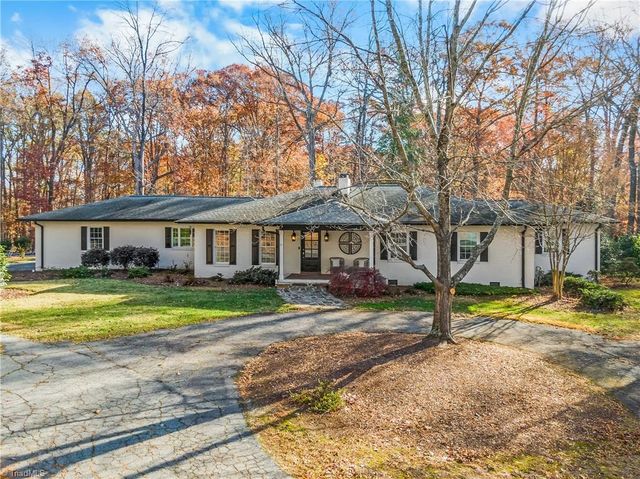 1815 Guilford College Road, Jamestown, NC 27282