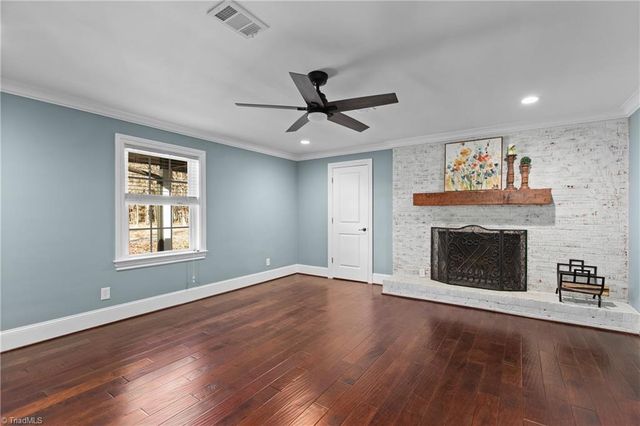 1815 Guilford College Road, Jamestown, NC 27282