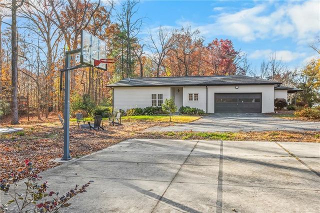 1815 Guilford College Road, Jamestown, NC 27282