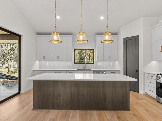 1253 RIVERSIDE DRIVE, Suamico, WI 54173