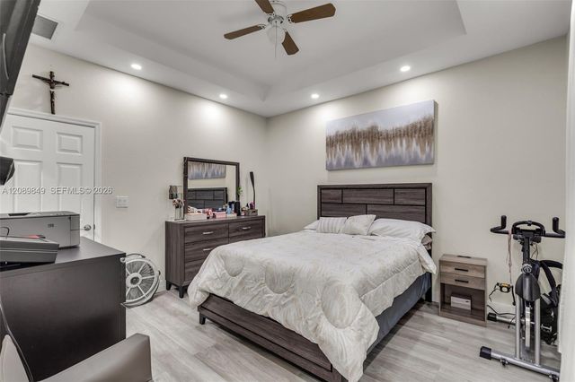 3305 W 93rd Place, Hialeah, FL 33018