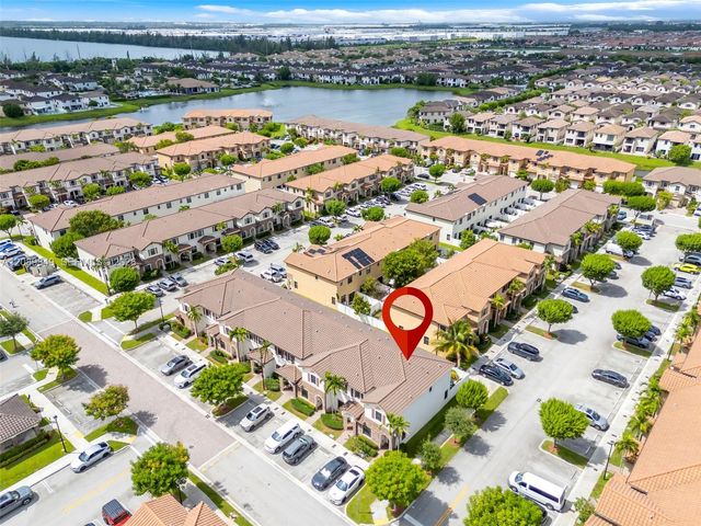 3305 W 93rd Place, Hialeah, FL 33018