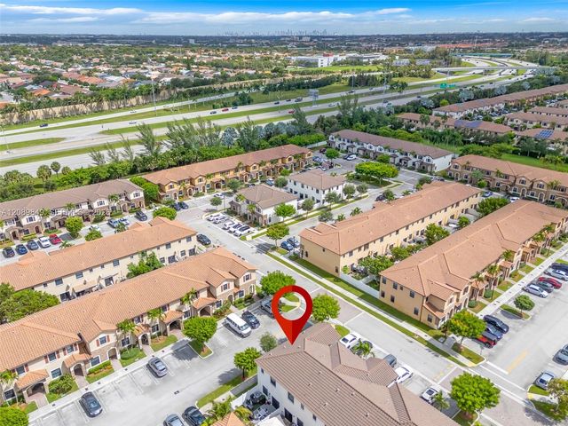 3305 W 93rd Place, Hialeah, FL 33018