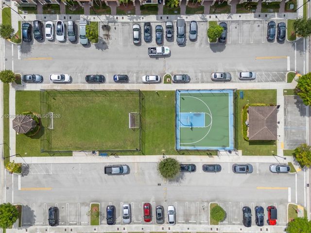 3305 W 93rd Place, Hialeah, FL 33018