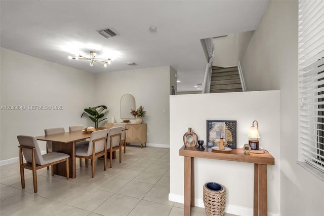 3305 W 93rd Place, Hialeah, FL 33018