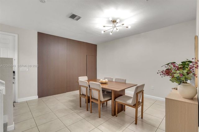 3305 W 93rd Place, Hialeah, FL 33018