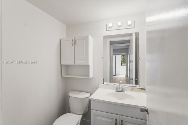 251 SW 132 Way 114H, Pembroke Pines, FL 33027