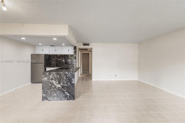 251 SW 132 Way 114H, Pembroke Pines, FL 33027