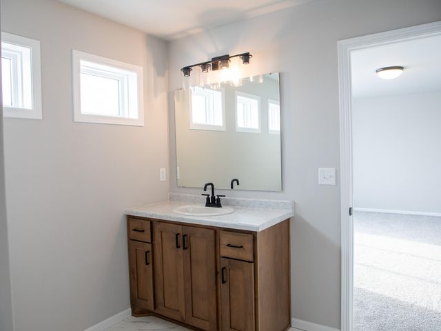 832 2 Avenue S, Horace, ND 58047