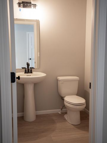 832 2 Avenue S, Horace, ND 58047