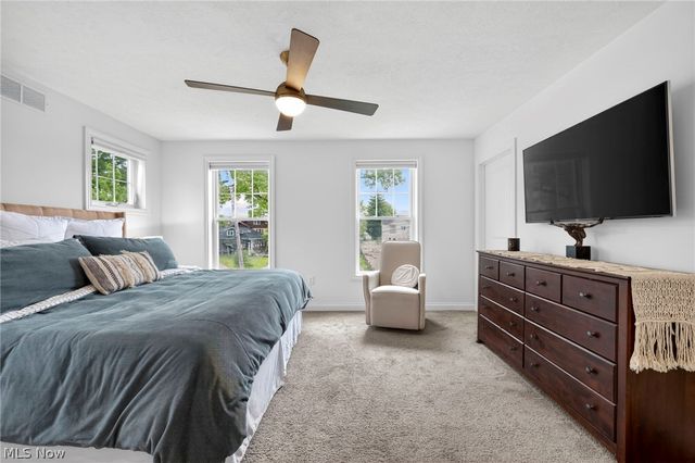 1315 Donald Avenue, Lakewood, OH 44107