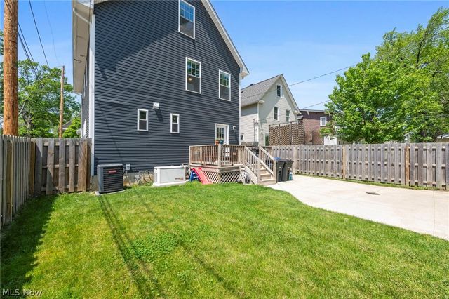 1315 Donald Avenue, Lakewood, OH 44107
