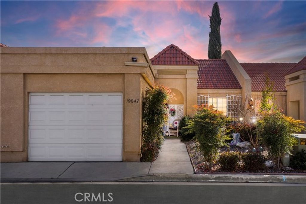 19047 Primrose Lane, Apple Valley, CA 92308