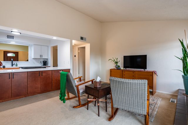 5201 Calle Nuestra NW, Albuquerque, NM 87120