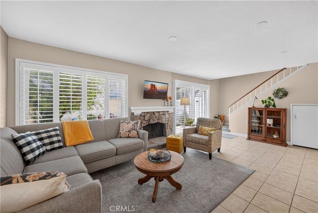 5037 E Almond Avenue 5, Orange, CA 92869