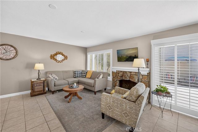 5037 E Almond Avenue 5, Orange, CA 92869