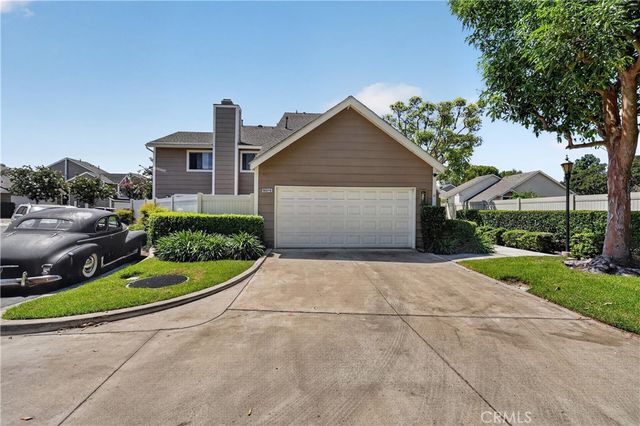 5037 E Almond Avenue 5, Orange, CA 92869