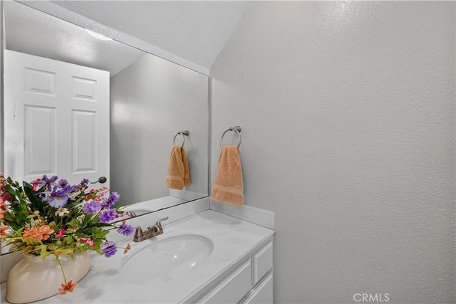 5037 E Almond Avenue 5, Orange, CA 92869