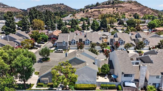 5037 E Almond Avenue 5, Orange, CA 92869