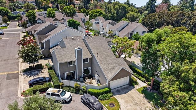 5037 E Almond Avenue 5, Orange, CA 92869