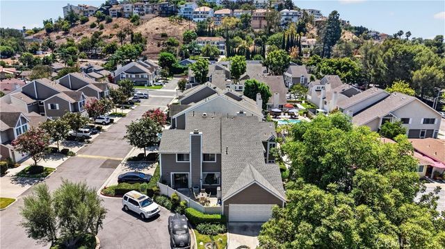 5037 E Almond Avenue 5, Orange, CA 92869