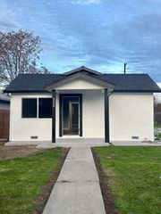 3320 Volney St, Stockton, CA 95206