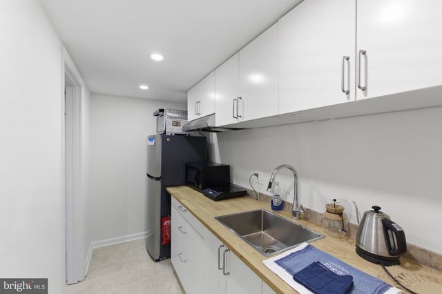 4300 HOWARD RD, Beltsville, MD 20705