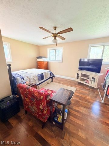 18221 Quinn Road, Chagrin Falls, OH 44023