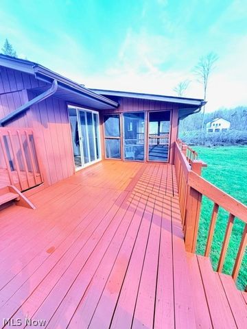 18221 Quinn Road, Chagrin Falls, OH 44023
