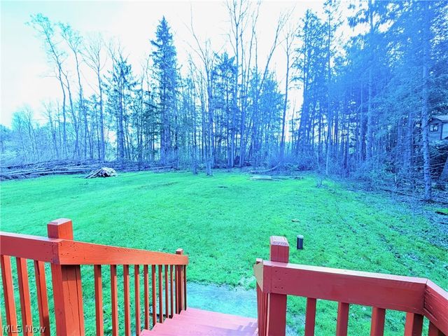 18221 Quinn Road, Chagrin Falls, OH 44023