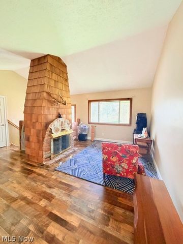 18221 Quinn Road, Chagrin Falls, OH 44023