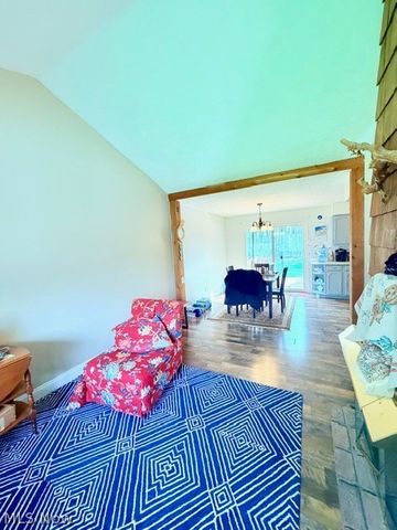 18221 Quinn Road, Chagrin Falls, OH 44023