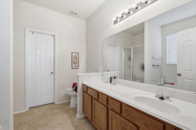 5609 Desert Willow Court, Fort Worth, TX 76137