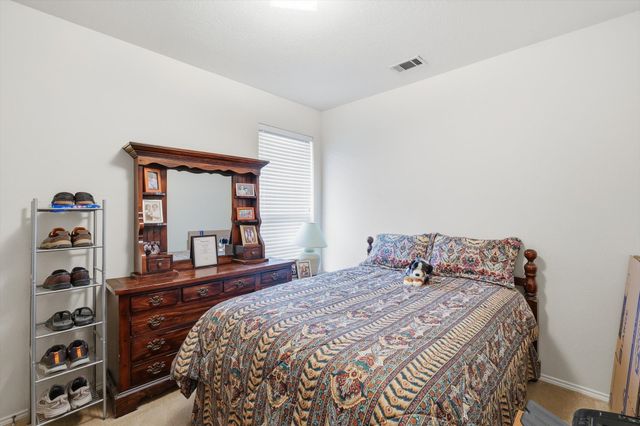 5609 Desert Willow Court, Fort Worth, TX 76137