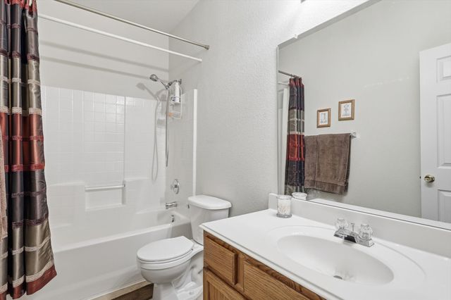 5609 Desert Willow Court, Fort Worth, TX 76137