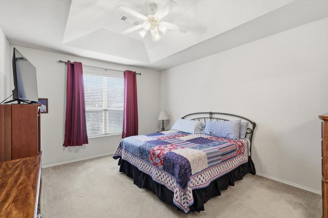 5609 Desert Willow Court, Fort Worth, TX 76137