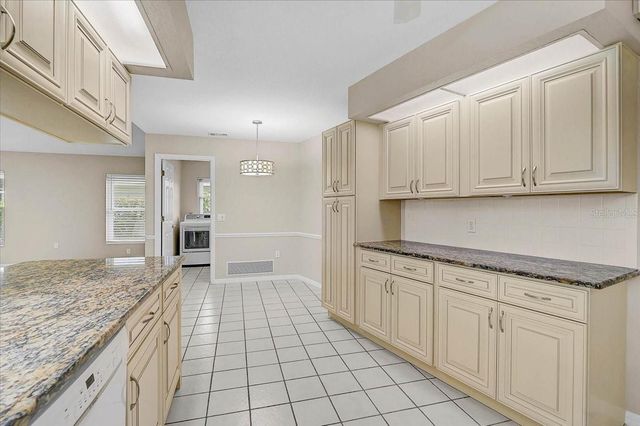 938 S DORAL LANE, Venice, FL 34293
