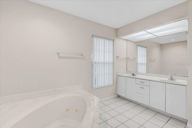 938 S DORAL LANE, Venice, FL 34293