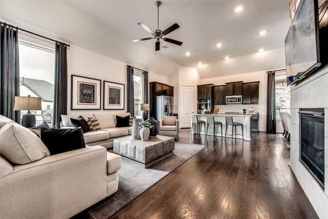 4798 Blackhawk Green Court, Arlington, TX 76005