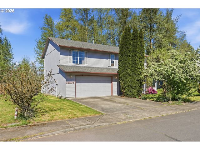 12205 Se MOUNTAIN SUN Dr, Clackamas, OR 97015
