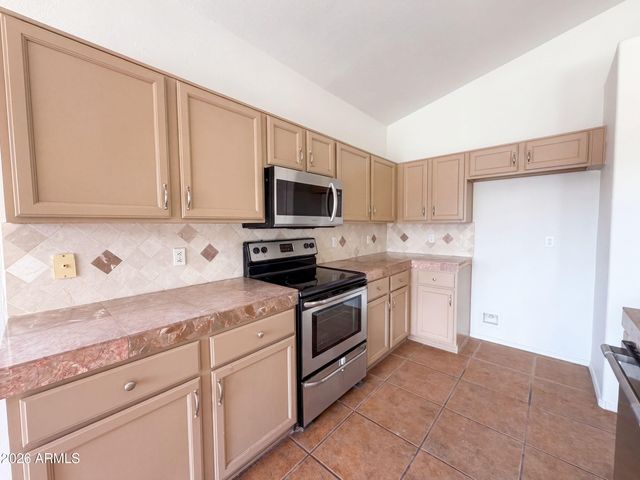 3549 E ROCKY SLOPE Drive, Phoenix, AZ 85044