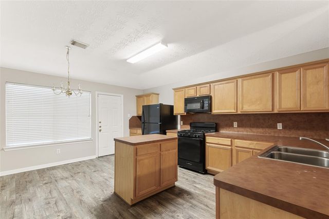 2434 Montana Blue Drive, Spring, TX 77373