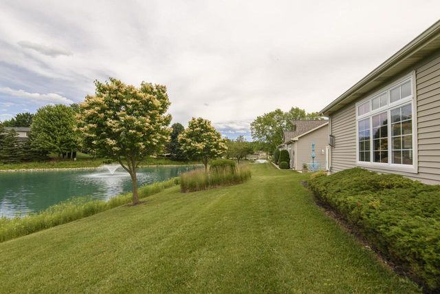 5394 S Butterfield WAY, Greenfield, WI 53221