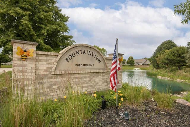 5394 S Butterfield WAY, Greenfield, WI 53221