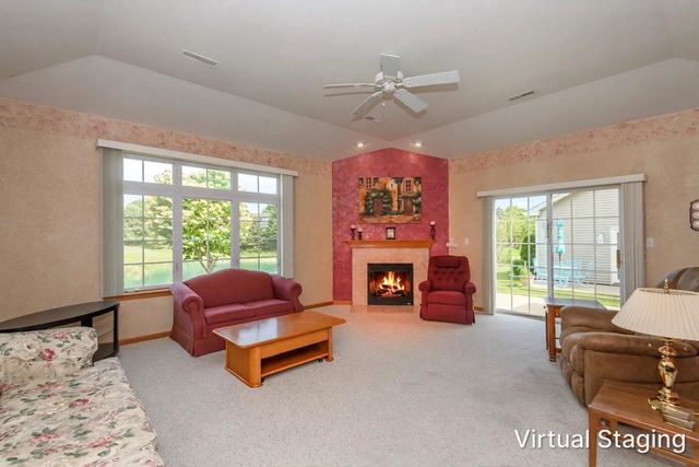 5394 S Butterfield WAY, Greenfield, WI 53221