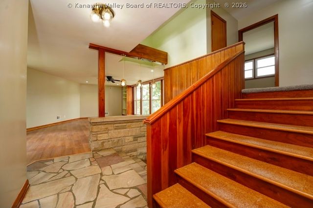 918 Churchill Circle, Charleston, WV 25314